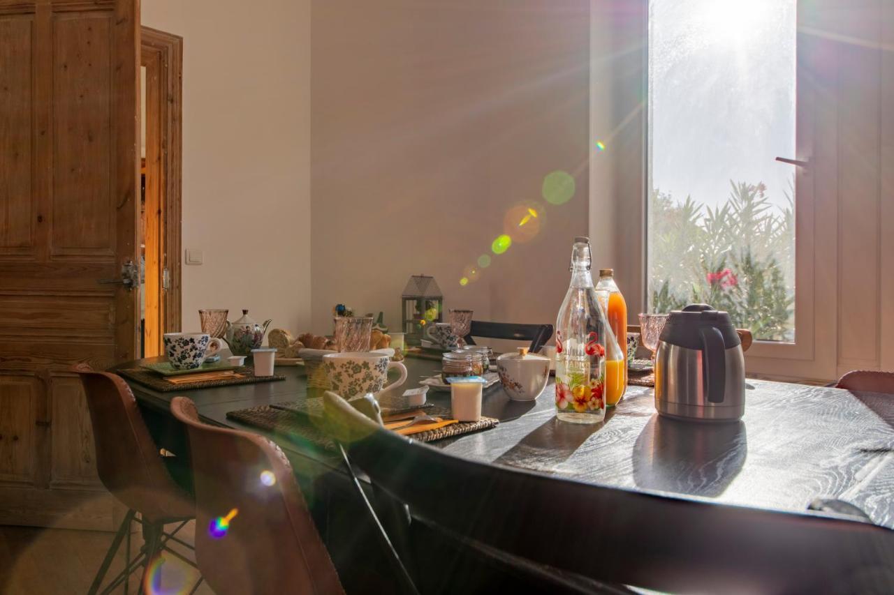 Maebrilu Camargue Provence Bed & Breakfast Salin-de-Giraud Ngoại thất bức ảnh